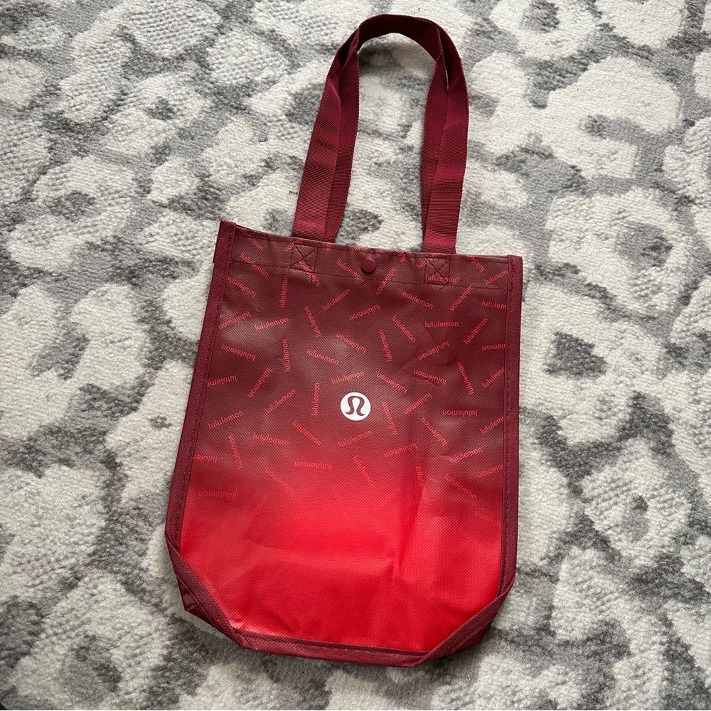 Lululemon Small Red Ombre Reusable Shopping Tote Bag Snap Top Logo Travel Lunch
